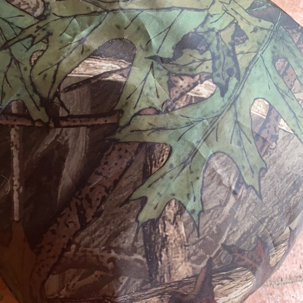 90s | Camo Drawstring Backpack - Picture 3 of 5